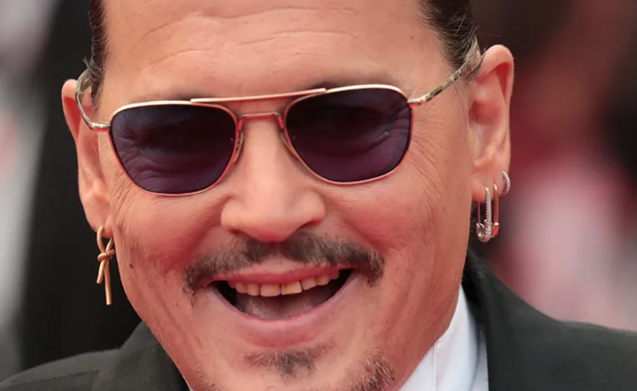 Johnny Depp Fans Are ‘Disgusted’ With His ‘Rotting’ Teeth At The Cannes