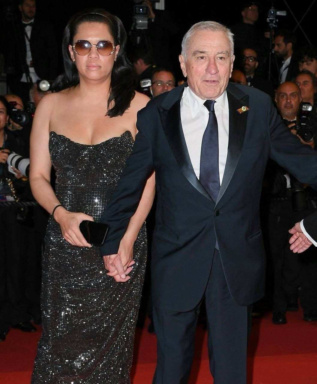 Like granddaughter with grandpa! Paparazzi could capture Robert De Niro’s young wife with their newborn