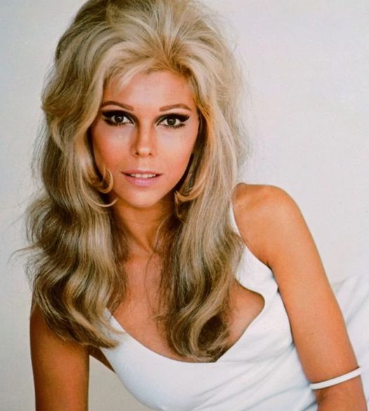 Nancy Sinatra and her transformation from failing singer to fashion icon