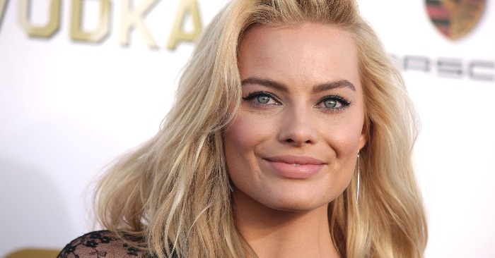 «And such an image in public?» Margot Robbie caused controversy among fans due to her choice of a strange image