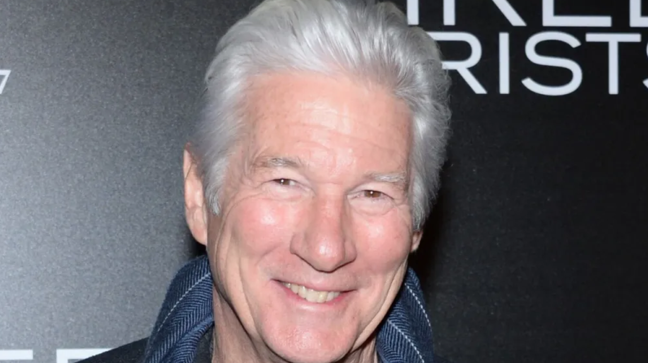 Tired and Gray-Haired Old Man 72-year-old Richard Gere Appeared in Public with His Young Wife