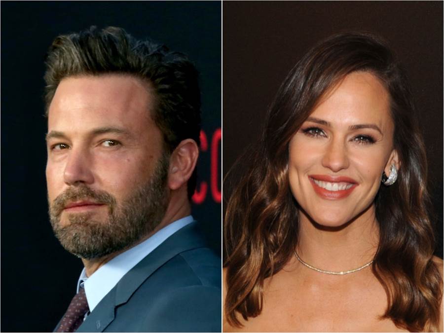 Ben Affleck And Jennifer Garner Take The Children To Church