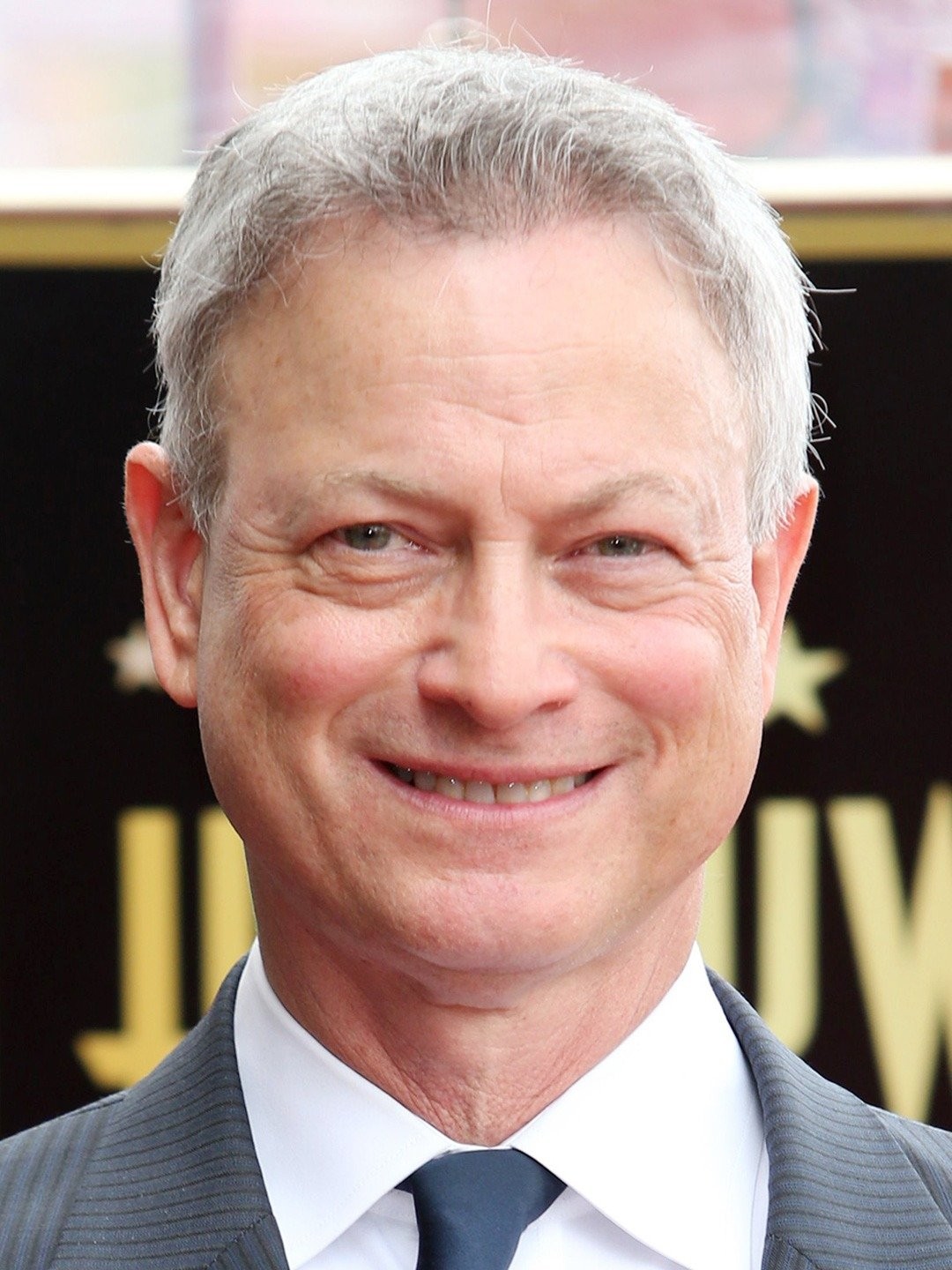 Gary Sinise Recognized with the Congressional Medal of Honor Society Patriot Award for his Passionate Support of Veterans